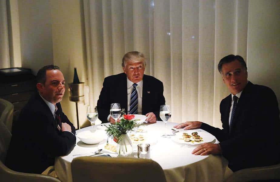 Donald Trump con Mitt Romney
