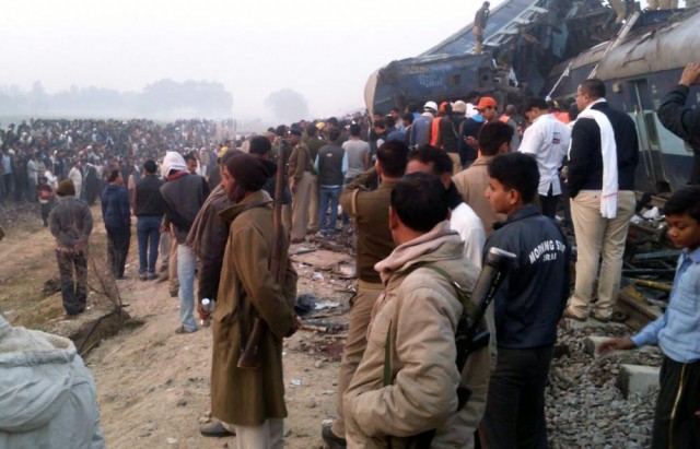 accidente-tren-india-12_g