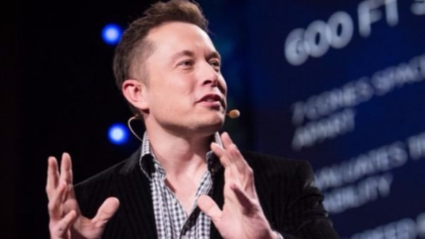 Elon Musk tiene una fortuna de 11 mil millones de dólares. Ha sido comparado con Tony Stark, el personaje de Marvel. | ted.com