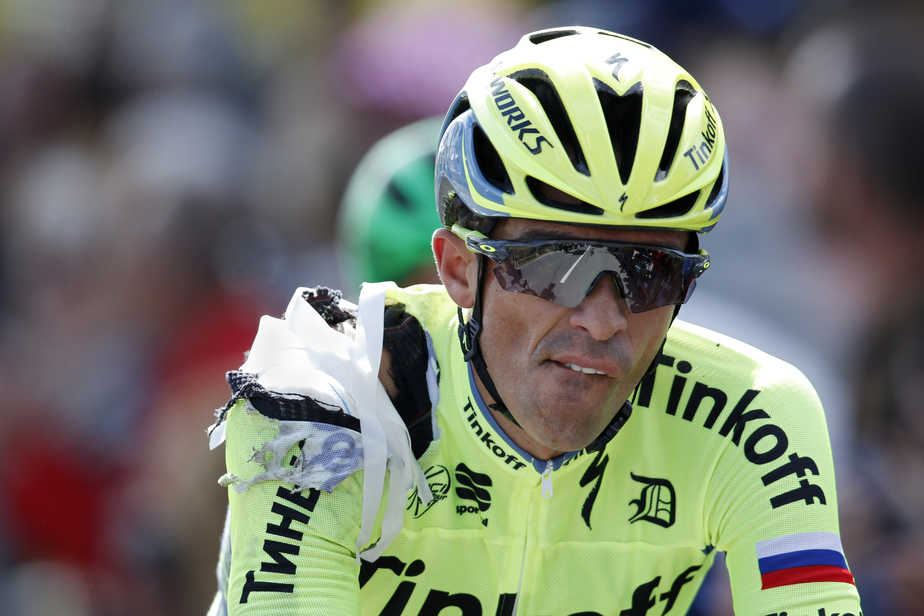 Cycling - The Tour de France cycling race - The 188-km (117 miles) 1st stage from Mont Saint-Michel to Utah Beach Sainte-Marie-du-Mont, France - 02/07/2016 -  Tinkoff team rider Alberto Contador of Spain reacts while crossing the finish line.  REUTERS/Jean-Paul Pelissier    TPX IMAGES OF THE DAY - RTX2JDMM