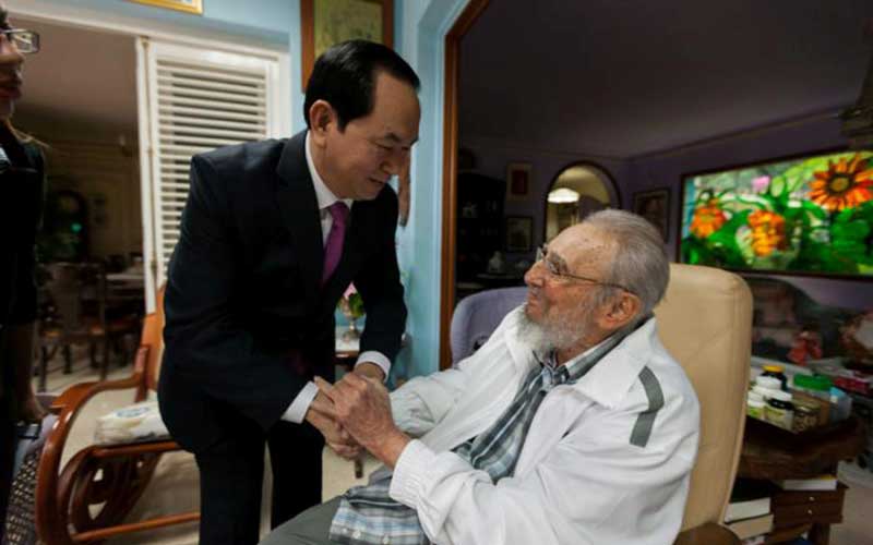 Fidel Castro y Tran Dai Quang