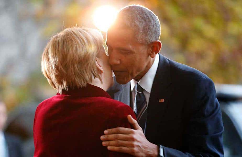 arack Obama, es recibido por Angela Merkel en Alemania