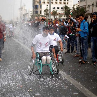 Palestinos discapacitados compiten en Gaza