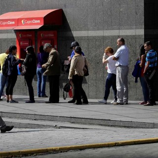 Escasez de billetes en Venezuela