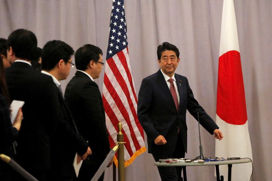 El primer ministro Shinzo Abe, tras reunirse con Donald Trump en Nueva York.  FOTO: Reuters
