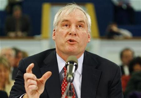 Eric Rosengren, President and Chief Executive Officer of the Federal Reserve Bank of Boston, speaks at a U.S. House of Representative Financial Services Committee field hearing entitled "Seeking Solutions: Finding Credit for Small and Mid-Size Businesses in Massachusetts" in Boston, Massachusetts in this March 23, 2009 file photo.   REUTERS/Brian Snyder