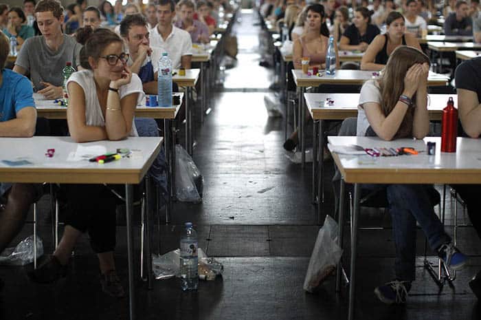 Estudiantes en la universidad. FOTO: Reuters