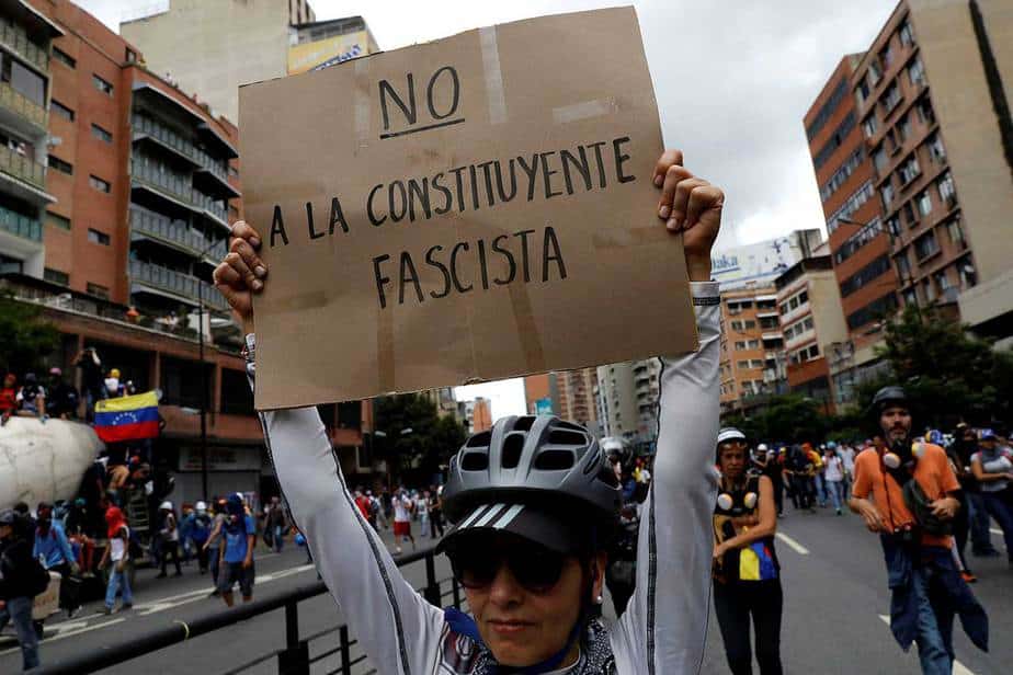 Manifestacion al Poder Electoral en contra de la Constituyente, Caracas, Venezuela (07/06/17) Reuters