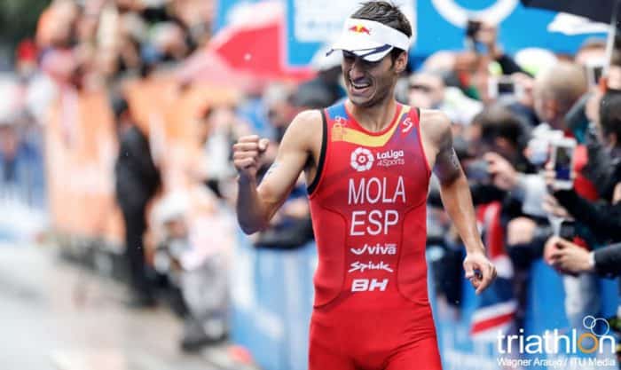 Mario Mola conquista su segundo Mundial de triatlón