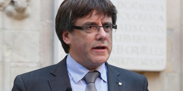 Catalan Regional President Carles Puigdemont records a statement at the regional government headquarters, the Generalitat Palace, in Barcelona, Spain, September 21, 2017. Catalan Goverment/Ruben Moreno Garcia/Handout via REUTERS ATTENTION EDITORS - THIS IMAGE WAS PROVIDED BY A THIRD PARTY.