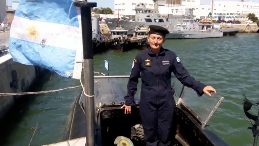 Eliana Krawczyk, mujer submarinista. Imagen tomada de un video del Ministerio de Defensa de Argentina.