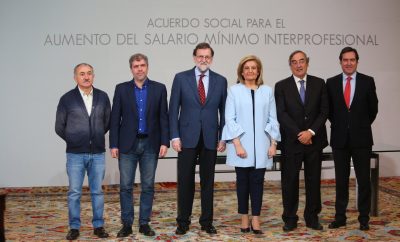 SMI. Rajoy firma la subida del salario mínimo a 850 euros en el año 2020