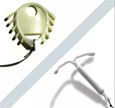 Dos dispositivos intrauterinos DIU. Arriba, el Escudo Dalkon y abajo el Mirena. Ambos representan la debacle y la resurrección del método