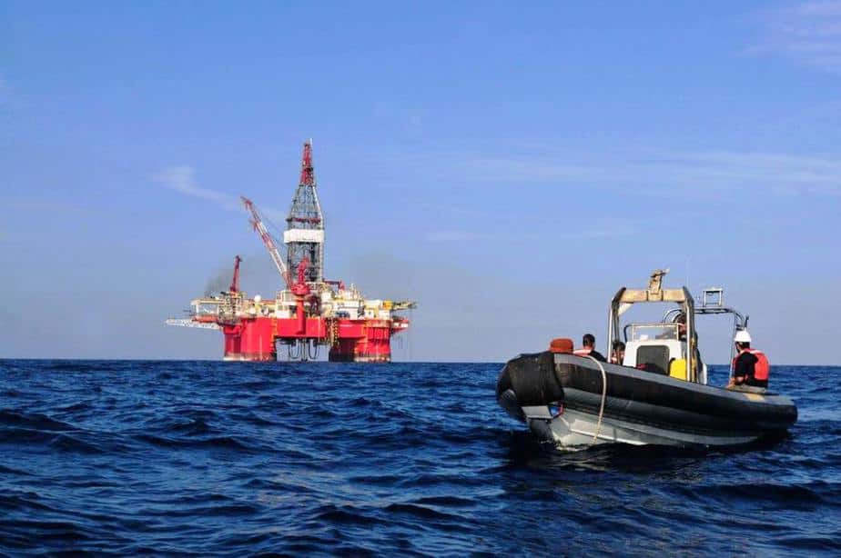 Descubren pozo de petróleo en Guyana