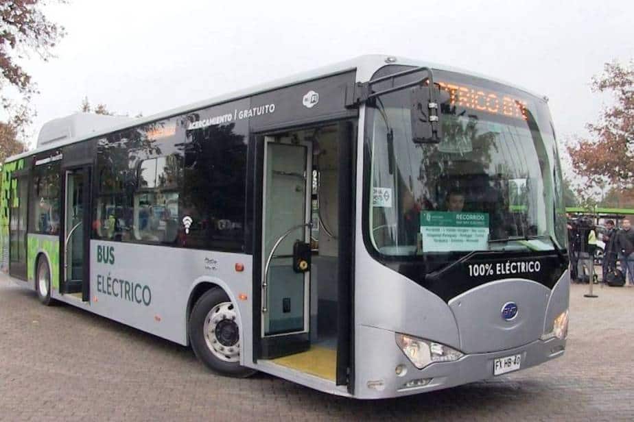 Autobuses eléctricos en Chile arroparan la ciudad