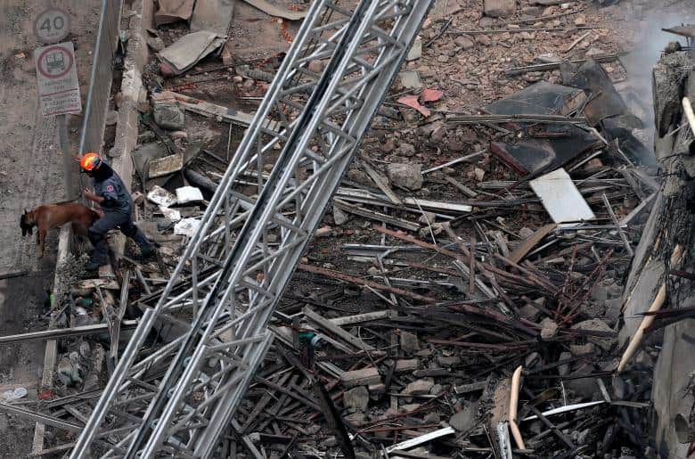 Luto en Brasil tras derrumbe de edificio en Sao Paulo