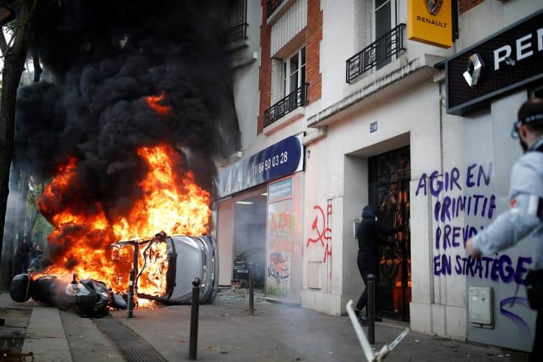 Manifestación del Día del Trabajo de París marcada por la violencia