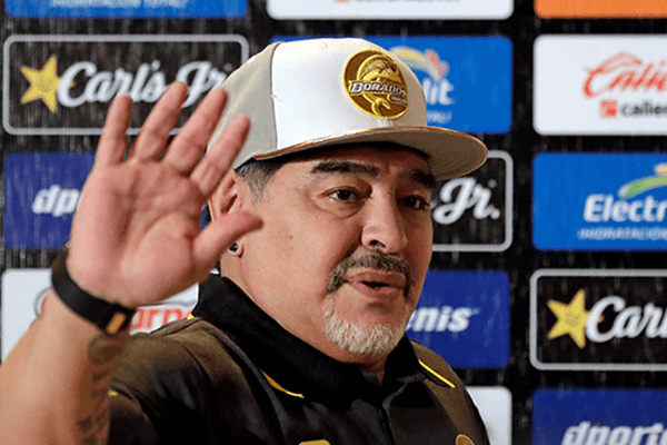 En un recorrido por el mundo en fotos, resaltamos la llegada de Diego Armando Maradona como nuevo DT de Dorados de Sinaloa