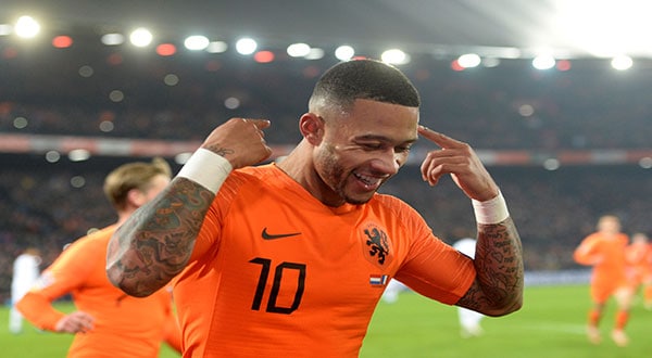 Holanda derrotó a Francia y deja a un paso del descenso a Alemania / REUTERS
