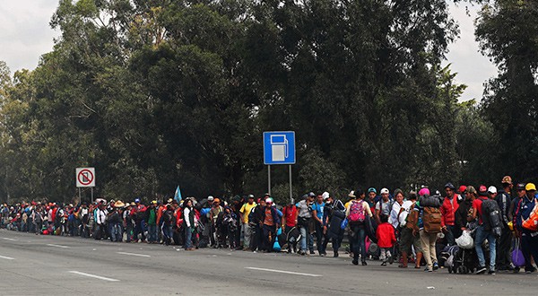 Pese a las advertencias del presidente Donald Trump, los migrantes avanzan hacia EEUU y se estima que en los próximos días arriben a ciudades mexicanas fronterizas/Reuters