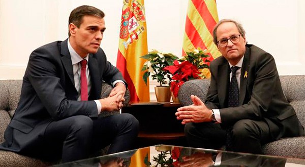 El jefe del Gobierno de España, Pedro Sánchez, y el presidente de la Generalitat sostuvieron un reunión en solitario/Reuters
