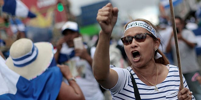 Disidentes nicaragüenses marchan en protesta contra el Gobierno del presidente nicaragüense, Daniel Ortega, en San José, Costa Rica, 20 de enero de 2019. REUTERS / Juan Carlos Ulate