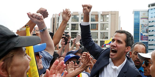 Juan Guaido, se ha juramentado como presidente constitucional de Venezuela y ha dicho en su intervención que "esto es un movimiento indetenible". Venezuela, 23 de enero de 2019. Foto: REUTERS/Carlos Garcia Rawlins