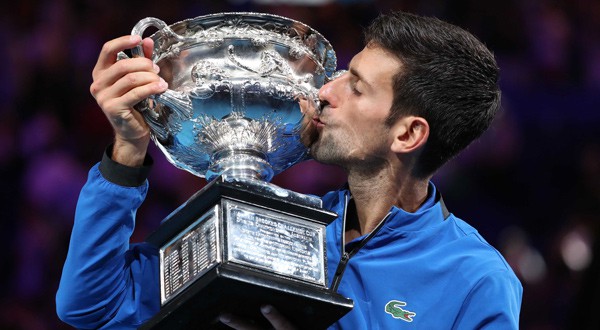 Novak Djokovic alzó su séptimo título en Australia