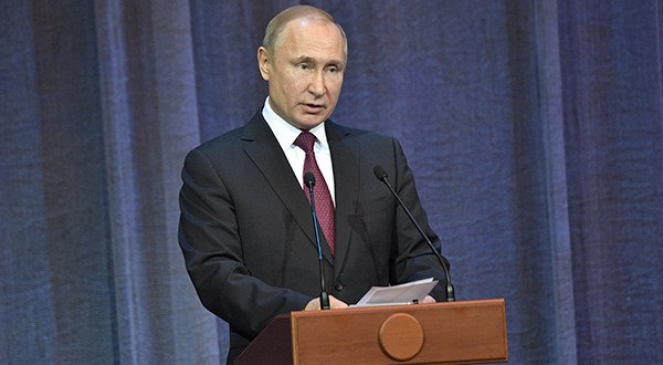 Rusia y Estados Unidos suspenden tratado de armas nucleares. El presidente Putin expresó que comenzarán a trabajar en crear nuevos misiles