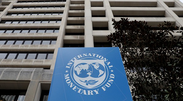 FMI afirmó que la economía de España perderá su crecimiento este año