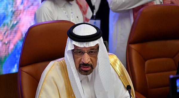 El ministro de Energía saudí, Khalid al-Falih, en la reunión del grupo OPEP+ en Yeda, comentó que la situación del mercado petrolero global en cuanto a producción e inventarios es brumosa.