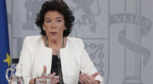 La vocera del gobierno Isabel Celaá calificó a ETA como la organización terrorista "más mortífera de las que han actuado en España".