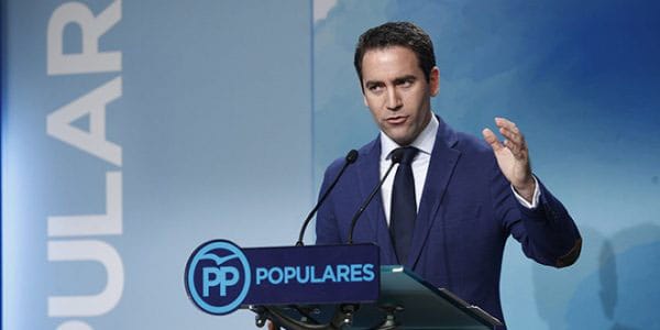 Su secretario general, Teodoro García Egea, declaró este lunes que con miras a la investudura de Presidencia de España, el PP “no es un partido bisagra” y que “es el líder de la oposición la alternativa al Gobierno”.