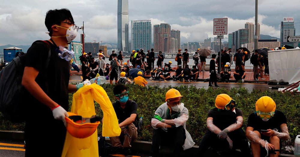 Nuevas manifestaciones se han generado tras anunciarse que a 44 manifestantes se les inculpa por haber participado en disturbios en las avenidas de Hong Kong.