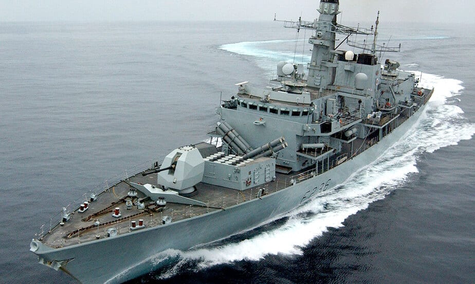 Una semana atrás el barco de la marina inglesa Royal Navy interceptó a un tanquero petrolero iraní en aguas del estrecho de Gibraltar, en un clima de tensiones entre Londres y Teherán.