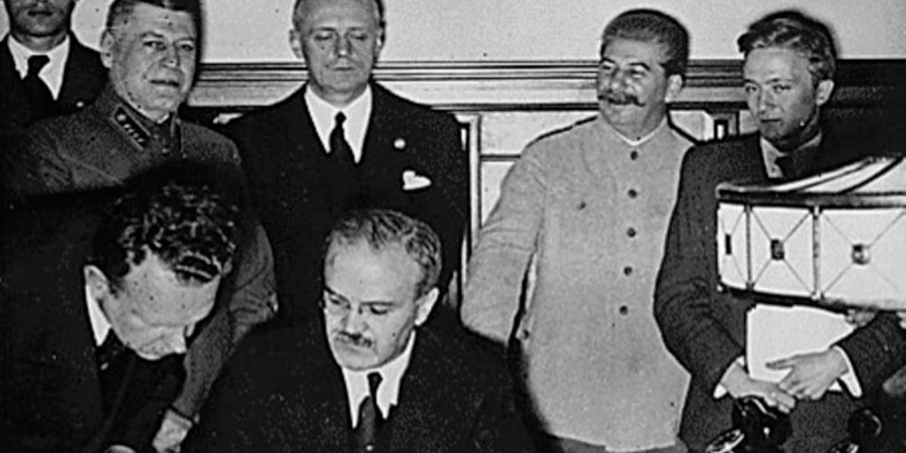 El pacto Ribbentrop-Mólotov: La antesala a la Segunda Guerra Mundial