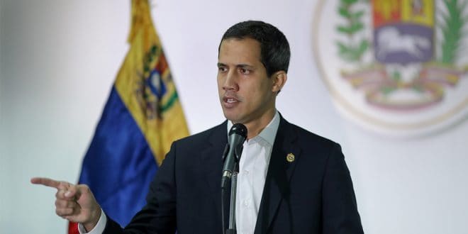 El presidente Guaidó, de forma reiterada, ha llamado a los militares a cumplir con la obligación de restablecer el hilo constitucional