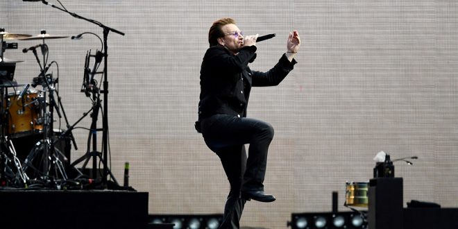 Bono vuelve a cantar