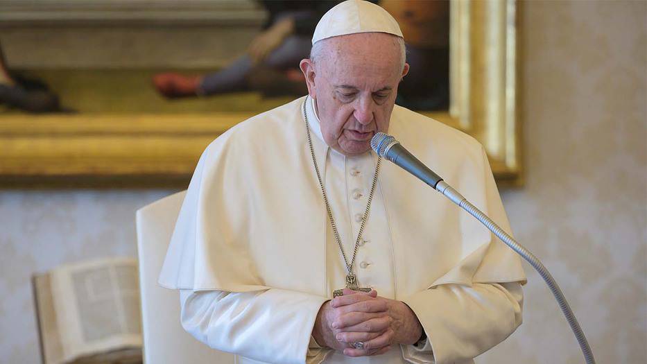 El Papa Francisco lidera rezo mundial contra el COVID-19