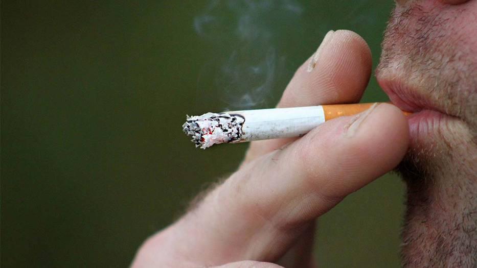 Los fumadores son vulnerables y representan un riesgo como factor de transmisión de la COVID-19/Iamgen: Pixabay. Archivo