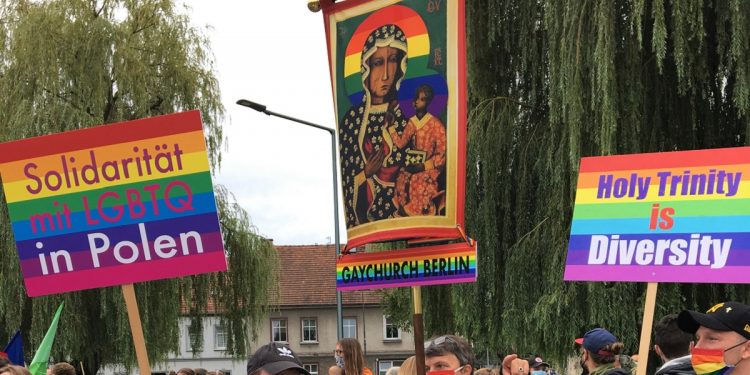 Frankfurt (Oder) in Germany and Poland’s Slubice celebrated their first ever joint Pride on Saturday 5th September. Picture taken on September 5, 2020. Thomson Reuters Foundation/Hugo Greenhalgh