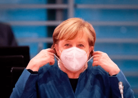 Angela Merkel afirmó que es necesaria la cooperación de toda Alemania frente a la lucha contra la COVID-19 / REUTERS
