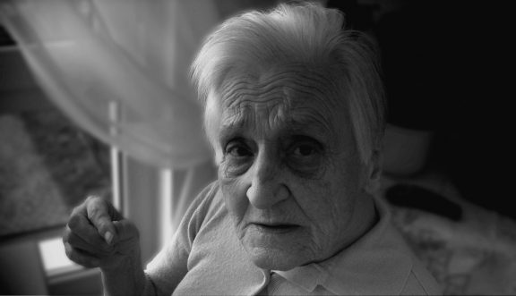 La demencia afecta a personas mayores / Imagen de Gerd Altmann en Pixabay 