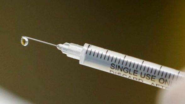 El Ministerio de Sanidad negó ensayo de la vacuna RUTI en España / REUTERS