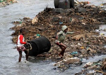 De acuerdo con Greenpeace, África ya enfrenta la crisis del cambio climático / REUTERS