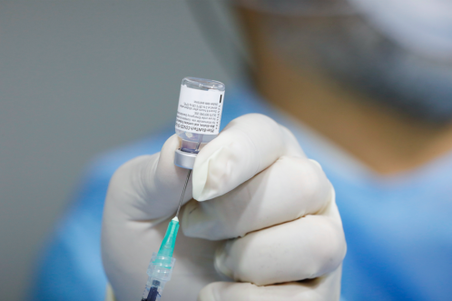 Vacuna contra la COVID-19 Pfizer/BioNTech | REUTERS