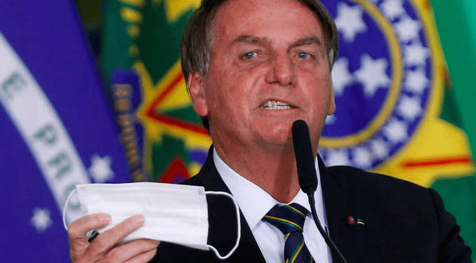 Informe del Senado de Brasil acusa de homicidio a Jair Bolsonaro por dejar vulnerable a la población durante la pandemia.