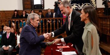 Rafael Cadenas Premio Cervantes