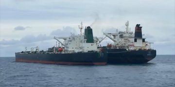 petróleo ruso barco a barco