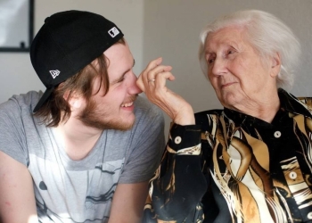 alojamiento gratuito compañia ancianos